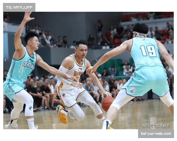 葛昭宝3次抢断展现防守嗅觉 山西内线机动性有所提升 葛昭宝3次抢断展现防守嗅觉 山西内线机动性有所提升